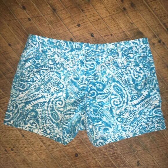 Ann Taylor Loft size 4 Original blue and white paisley shorts - Picture 1 of 3
